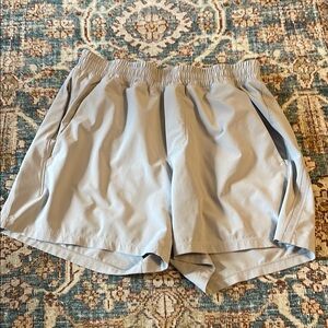Men’s Lululemon Pace Breaker 5” Shorts Gray Unlined Medium